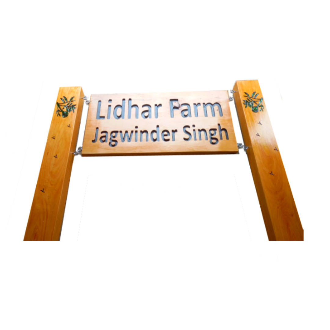 Macrocarpa 'Lidhar Farm' Sign image 0